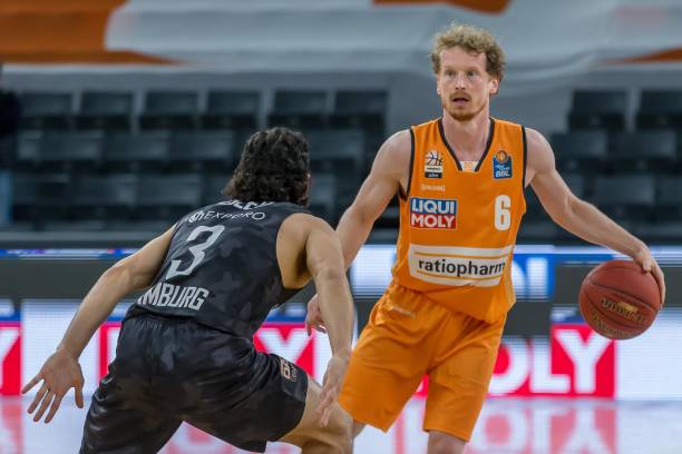 只有极少数 只有极少数