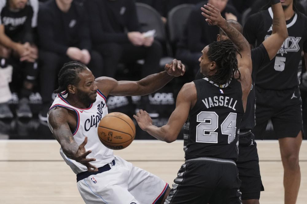 亚残运会中 亚残运会中