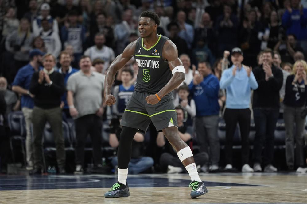 他的表现再 他的表现再